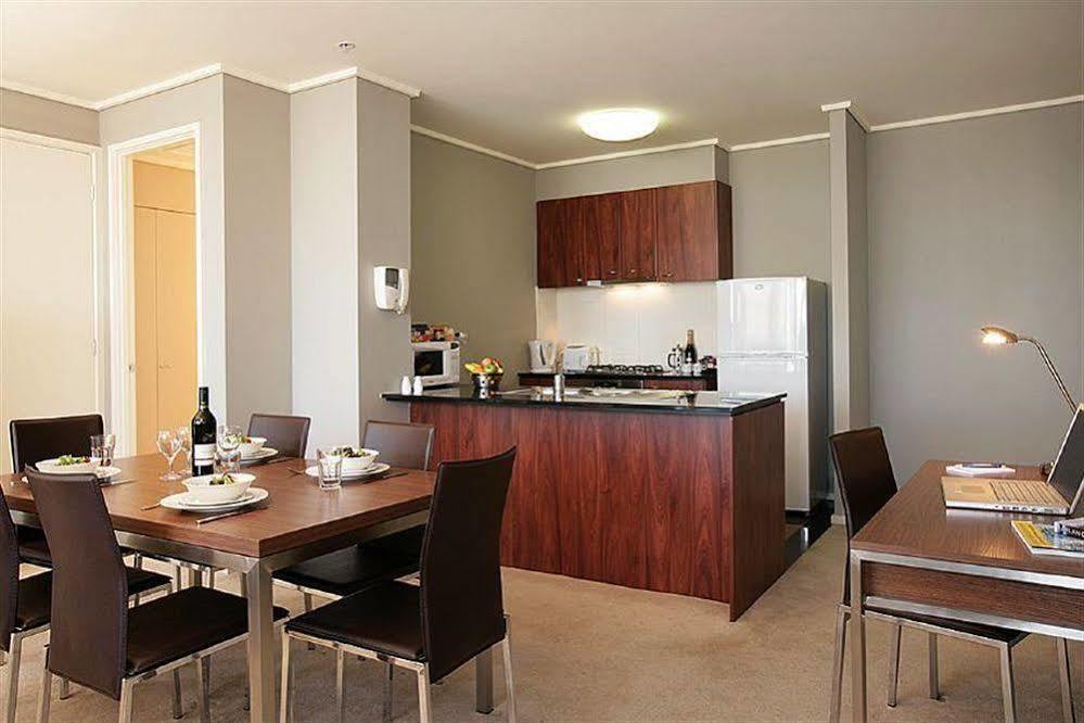 Melbourne Short Stay Apartments - Melbourne Cbd Zewnętrze zdjęcie
